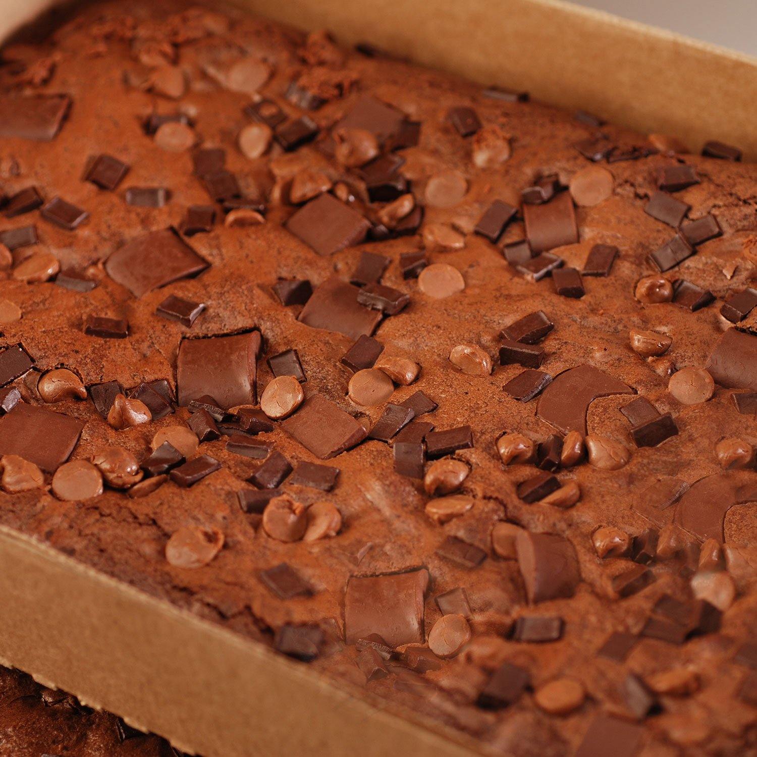 Poppie's Dough Gourmet Quadruple Chocolate Chip and Chocolate Chunk Brownies 4 - 1/4 Sheets/Case