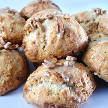 Load image into Gallery viewer, MAPLE PECAN SCONES 8 PIECES
